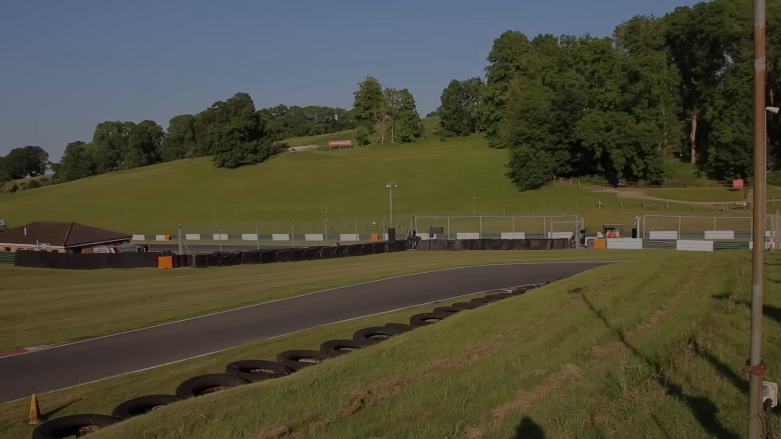 Guy Martin onboard a ROTARY bike [SHtz8tlavY0].webm